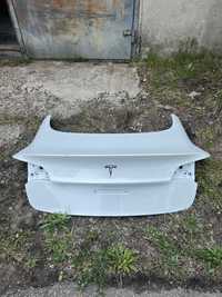 Крышка багажника Tesla Model 3 M3