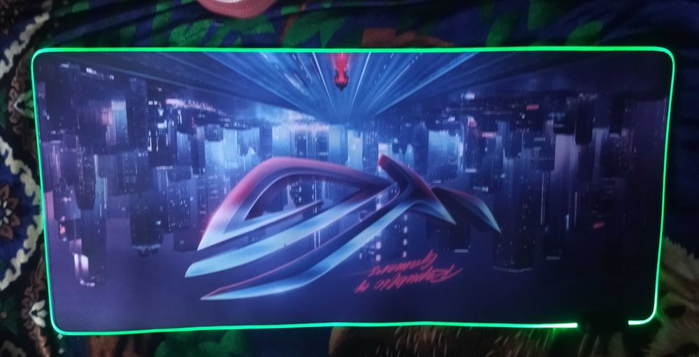 Ігровий килимок для миші з підсвіткою Neon City ( 900x400)