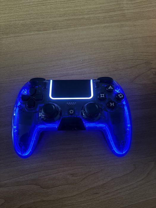 Pad do Playstation 4 nowy