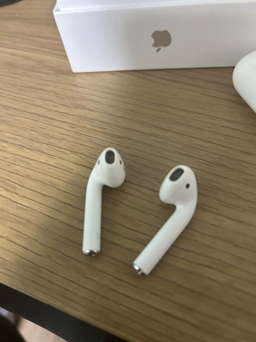 Airpods 2 Б/В 100% оригінал з коробкою
