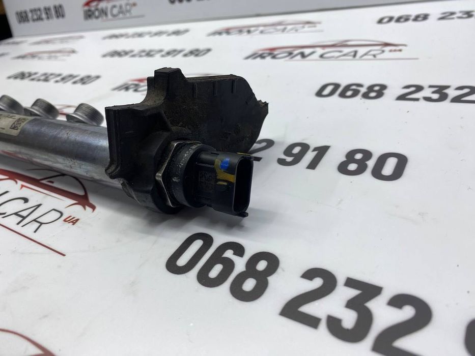Паливна рампа Трафік Віваро Nissan 1.6 dci NV300 175214823r
