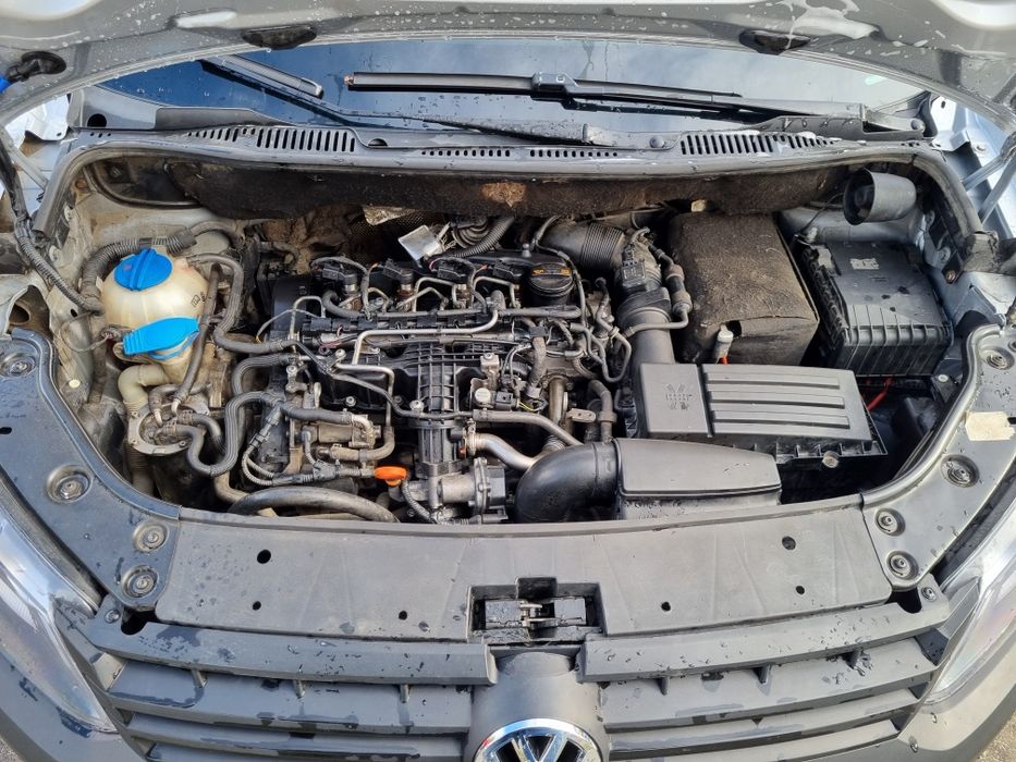 Продам VW CADDY  оригинальный пассажир декабрь 2010г.в.010ш