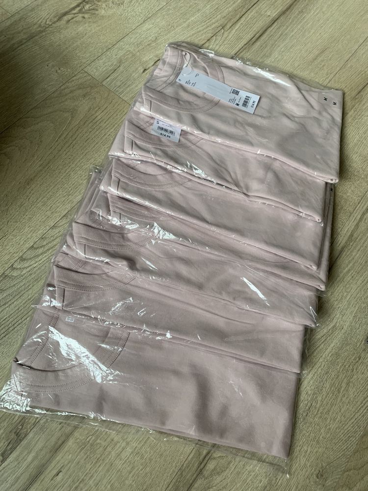 Футболки жіночі Uniqlo