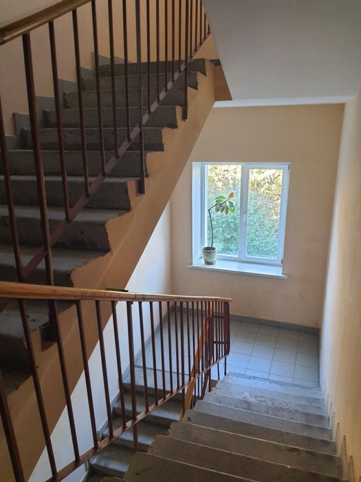 Продам 1к кв пр. Бабкіна 13, 48м2, жилий стан