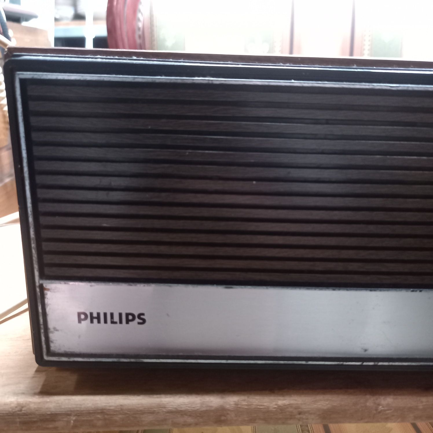 Radio    PHILIPS