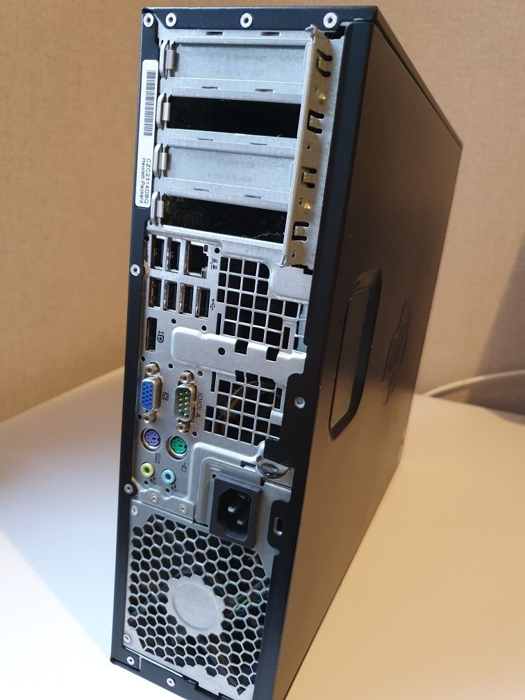 Комп'ютер HP Compaq 8200 Elite SFF