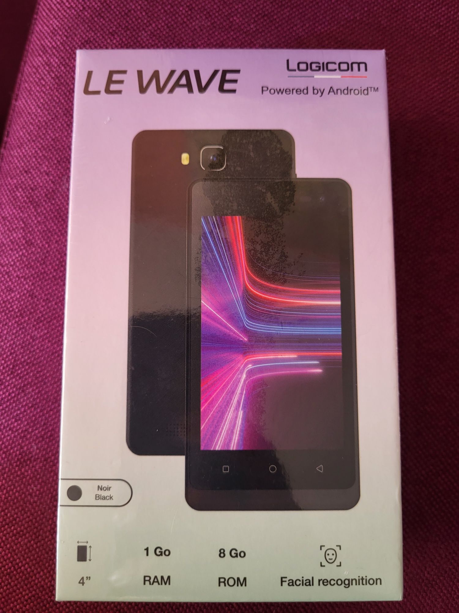 Телефон 1/8 gb Le wave Logicom в упаковке