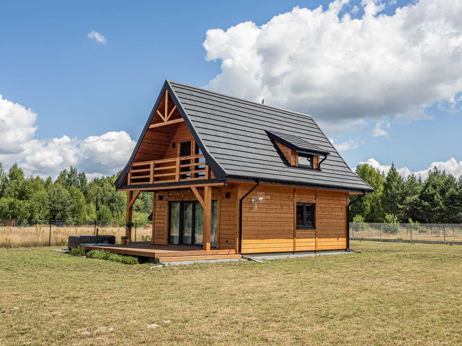 Chatka 2 drewniana, Domek na zgłoszenie, Dom Całoroczny/Letniskowy.