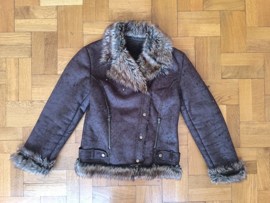 Kożuszek z futerkiem brązowy na zime r38