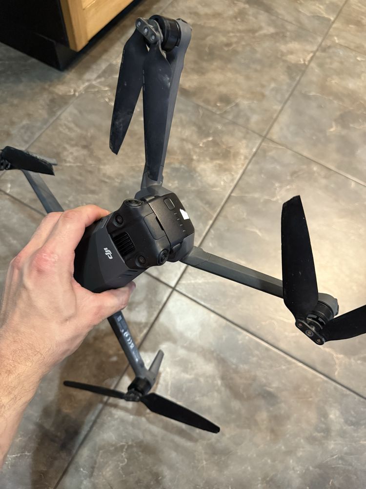 Продам DJI Mavic 3 Pro
