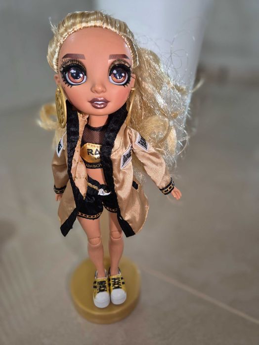 Rainbow High Marisa Golding