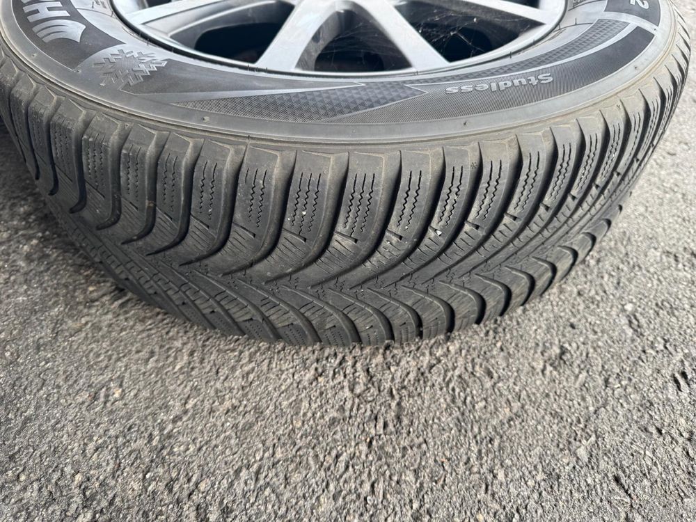 Vendo jantes 16 Nissan Qasquai c/pneus