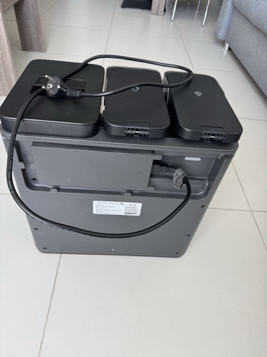 Робот пылесос roborock model ewfd01hrr