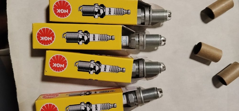 Продам свечи запалювання