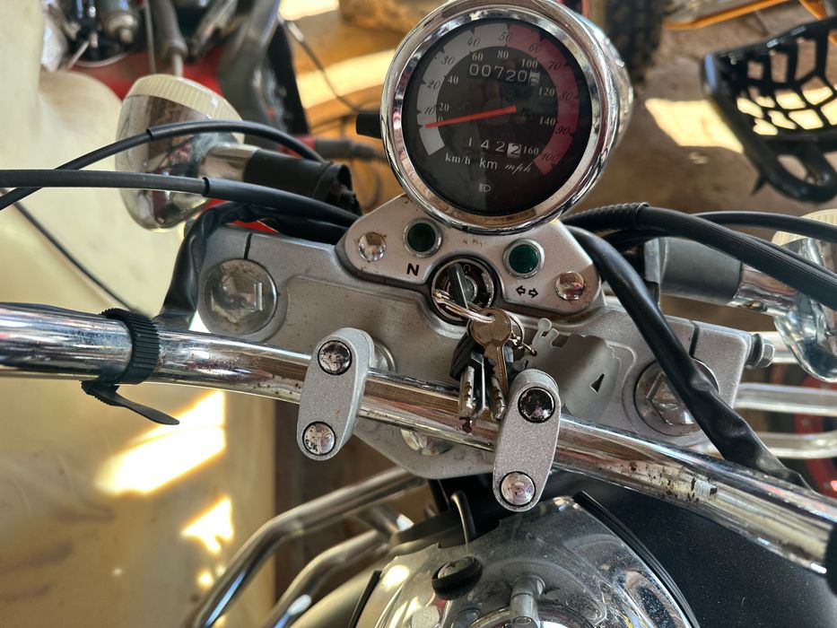 Vendo mota Znen moto nova