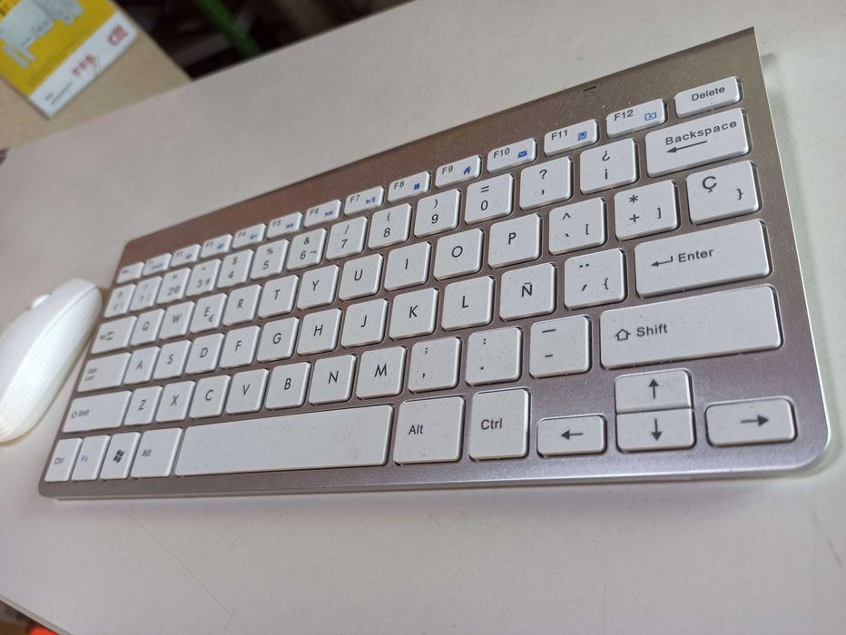 Teclado + Rato Sem-Fios Estilo Mac - NOVO