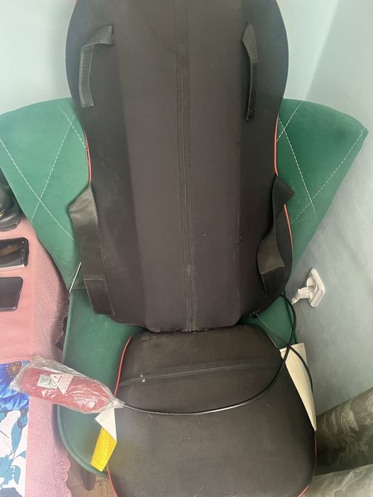 Fotel masujący firmy + helve