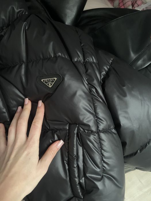 Пуховик prada куртка з поясом коротка трансформер желет з поясом бренд