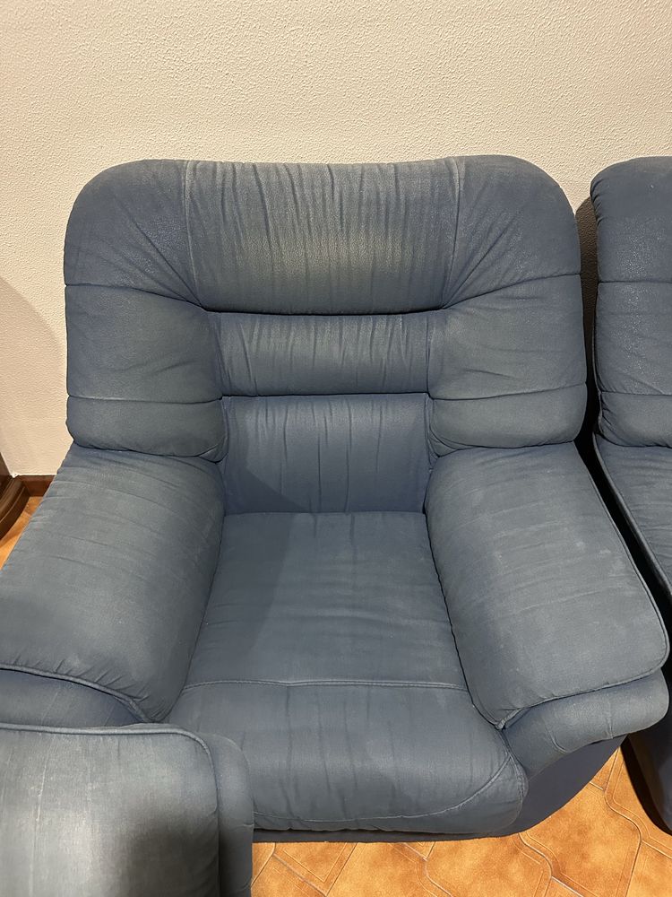 Conjunto de sofás c/ sofá cama