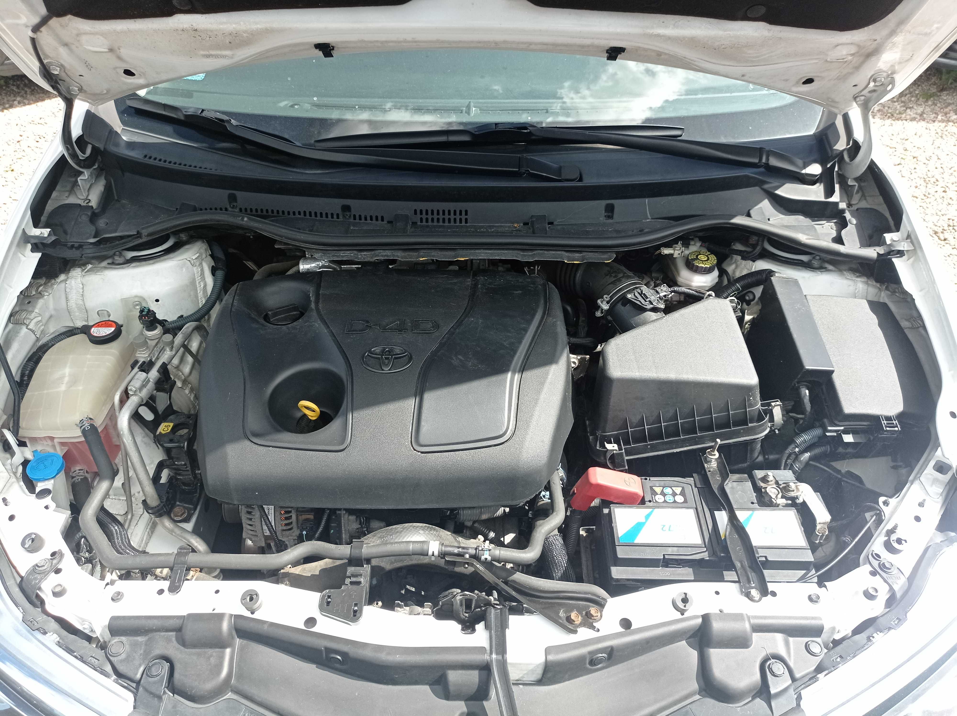 Toyota AURIS 1.4 D4D 90 KM