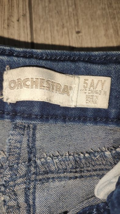 Джинси для дівчинки на 4 роки