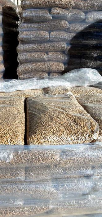 Пелети брикети Nestro Pini Kay виробник Україна