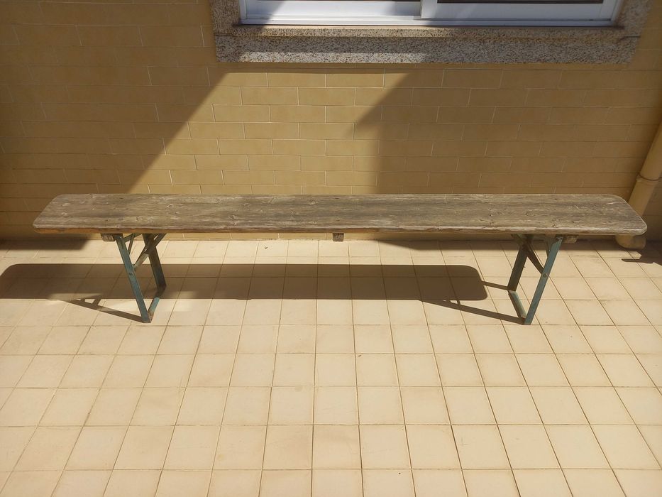 Mesa com 2 Bancos Corridos (ideal para exterior - jardins ou terraços)