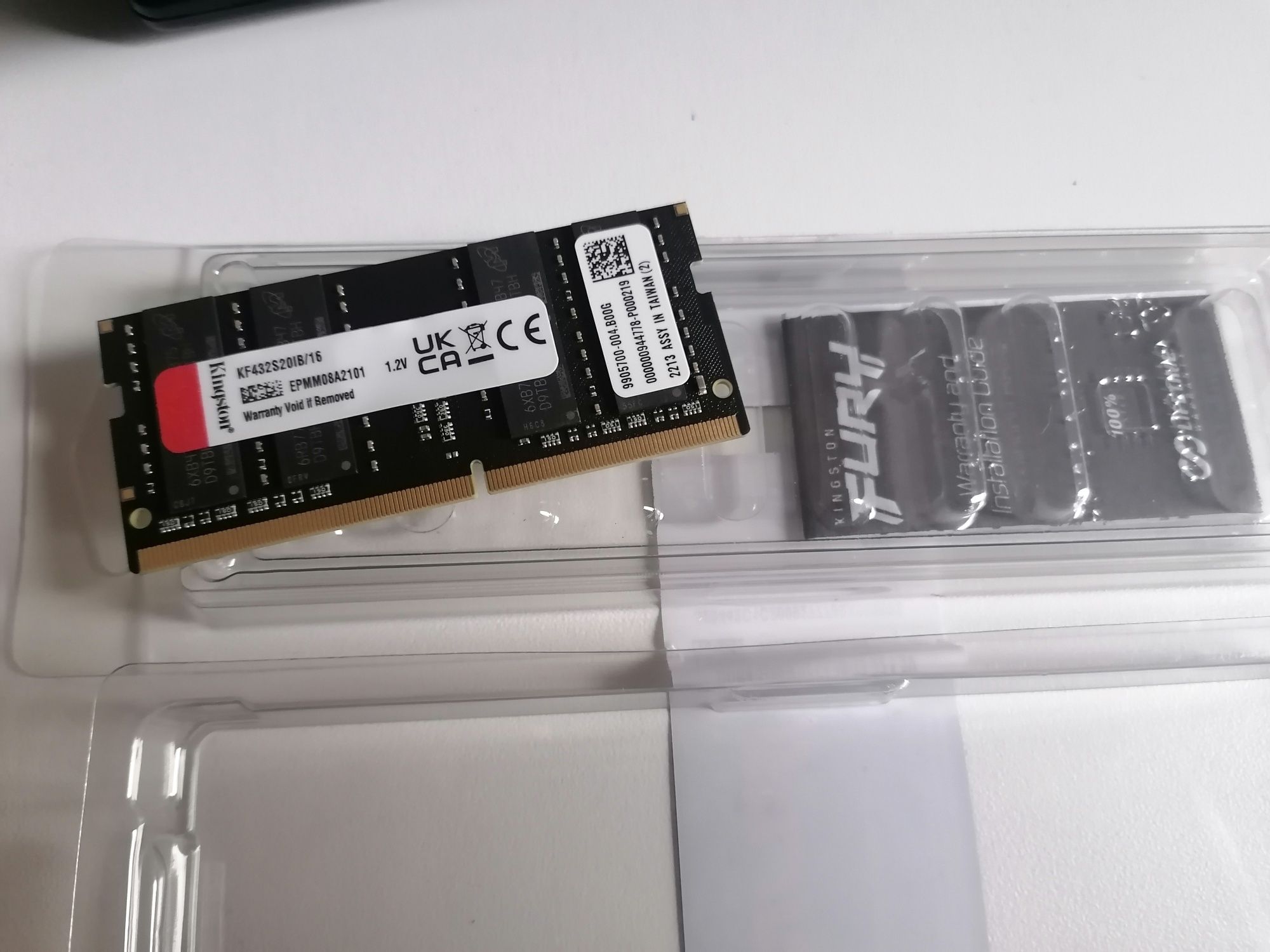 Memória RAM 16GB DDR4 Kingston Fury