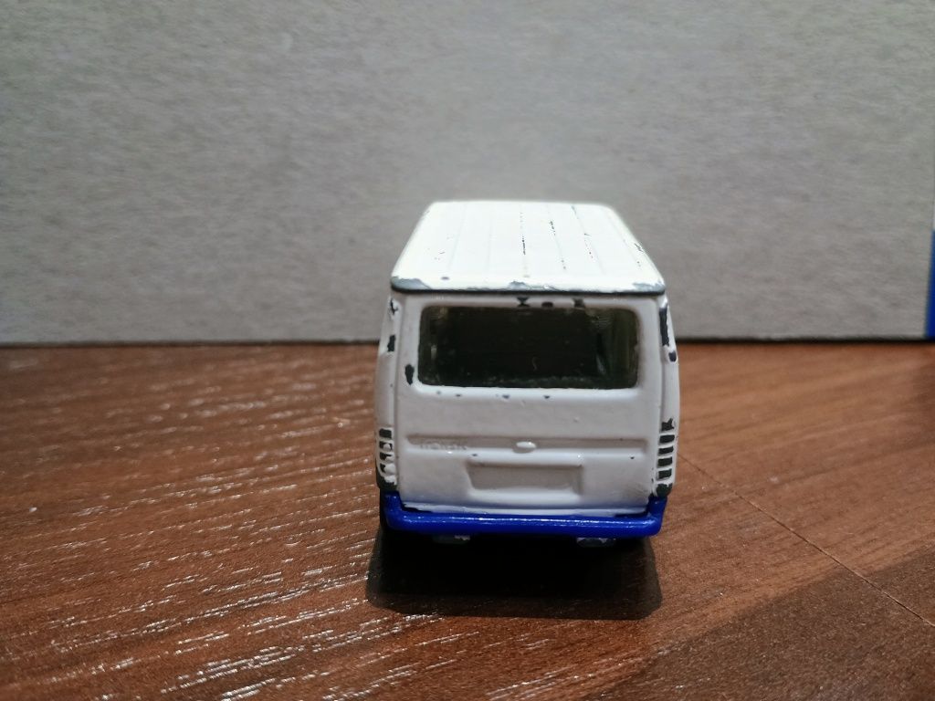 Matchbox Ford Transit 95