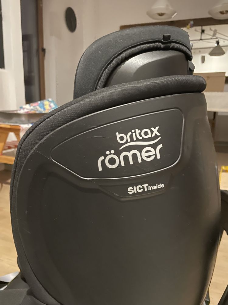 Britax Romer M i-Size obrotowy fotelik samochodowy