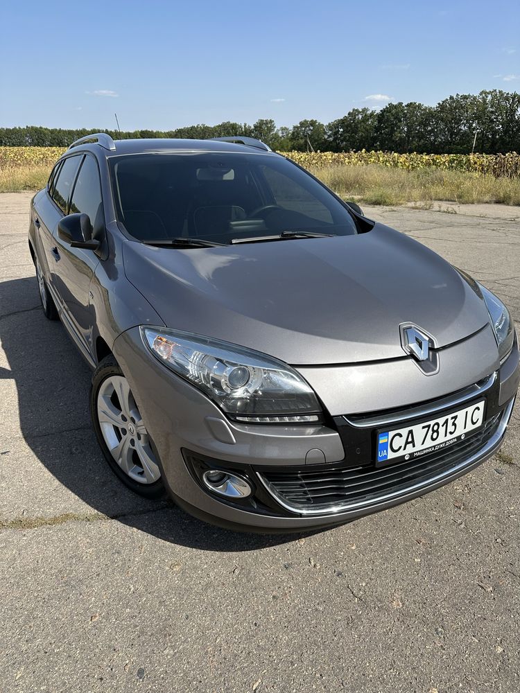 Продам авто в шикарній комплектації!!