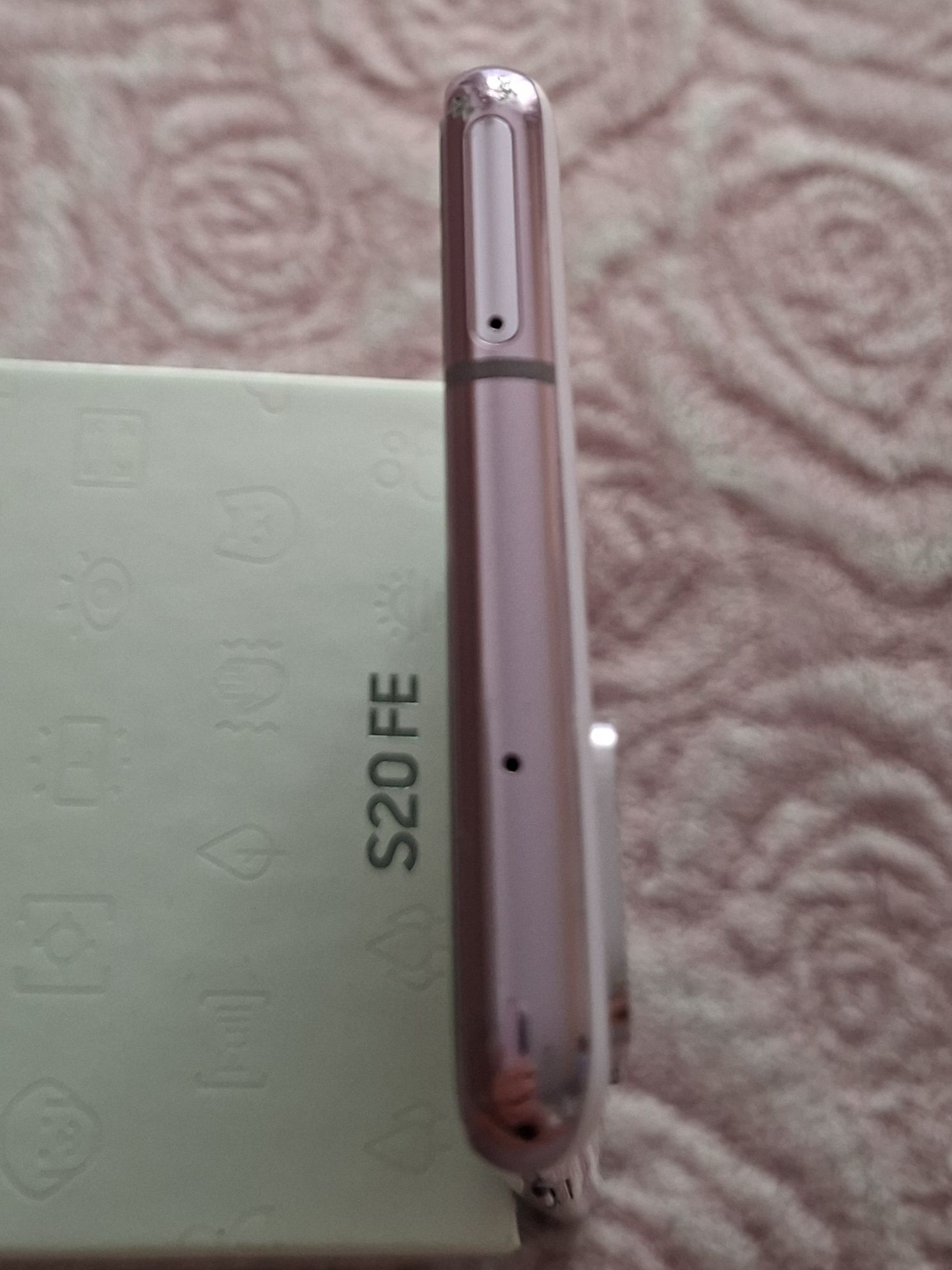 Smartfon Samsung Galaxy S20 FE 5G SM-G781 Lawendowy
/
Smartfony i smar