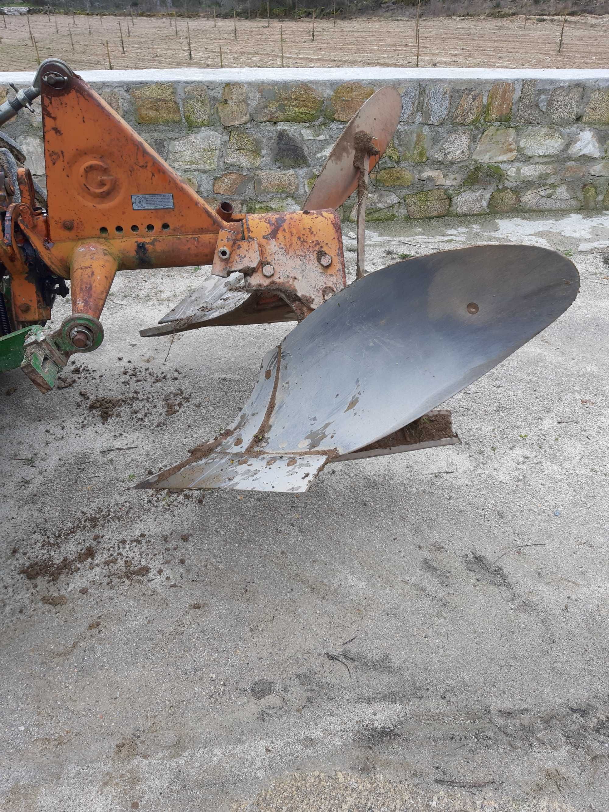 Vende-se Charrua 16"