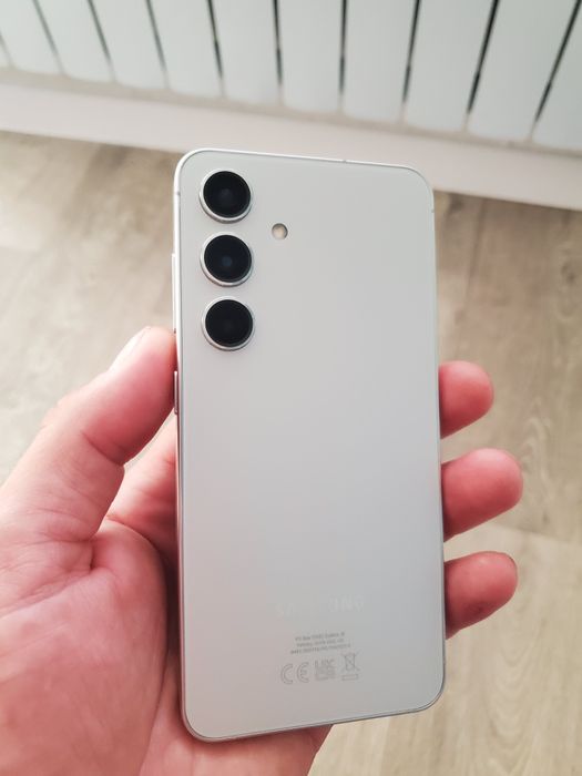 Samsung s24 8/256 гб
