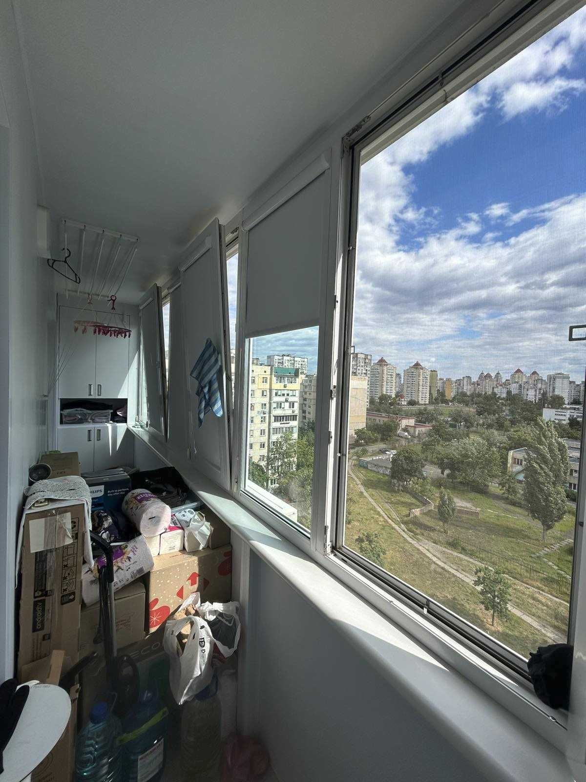 Продам отличную 2-ух комн. кв-ру на Оболони, ул. Героев Днепра,32-Б.