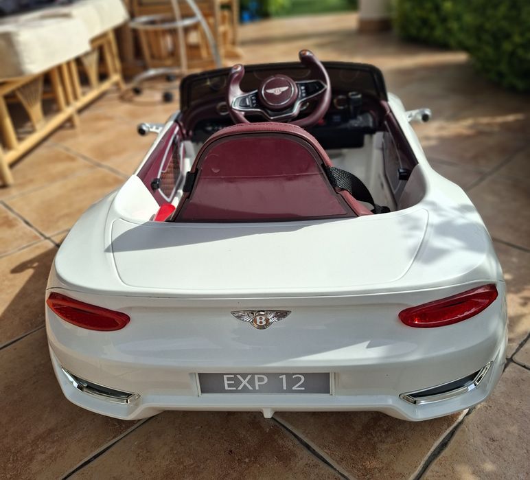 Samochód dziecięcy Bentley EXp12
