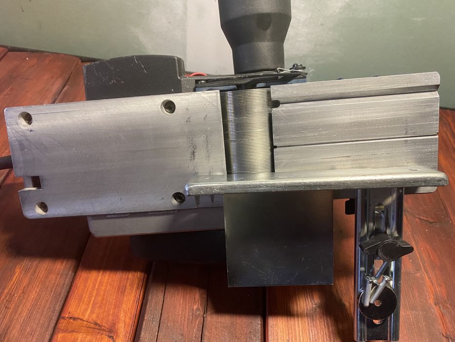Bosch GHO 40-82C, 850W - strug elektryczny, najlepszy model, faktura