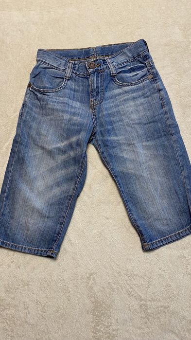 Шорти  розмір 30