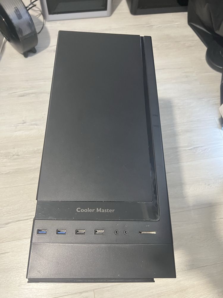 Продам компʼютер intel i7-7700k 32Gb GTX1080