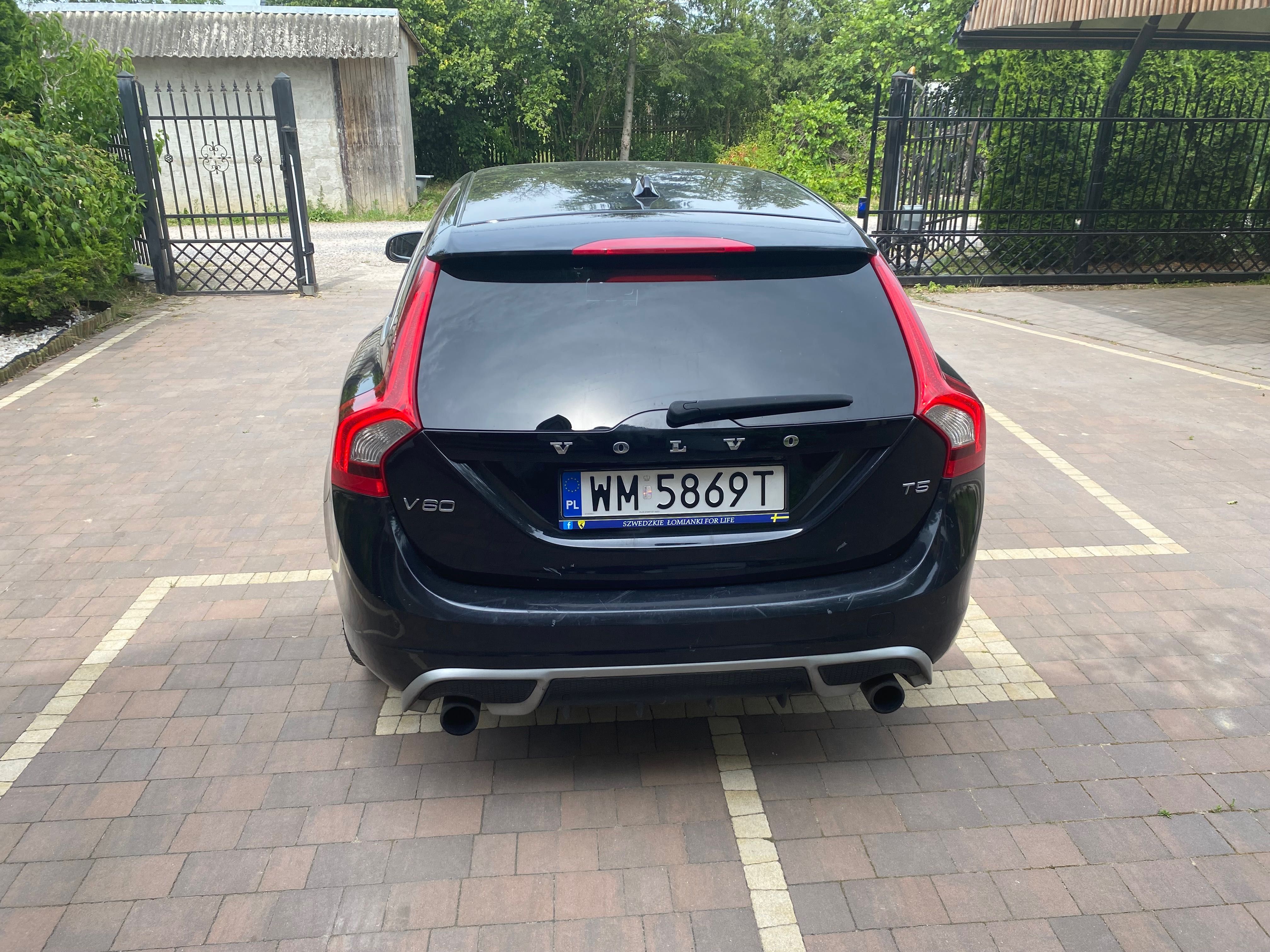 Volvo v60 T5 momentum