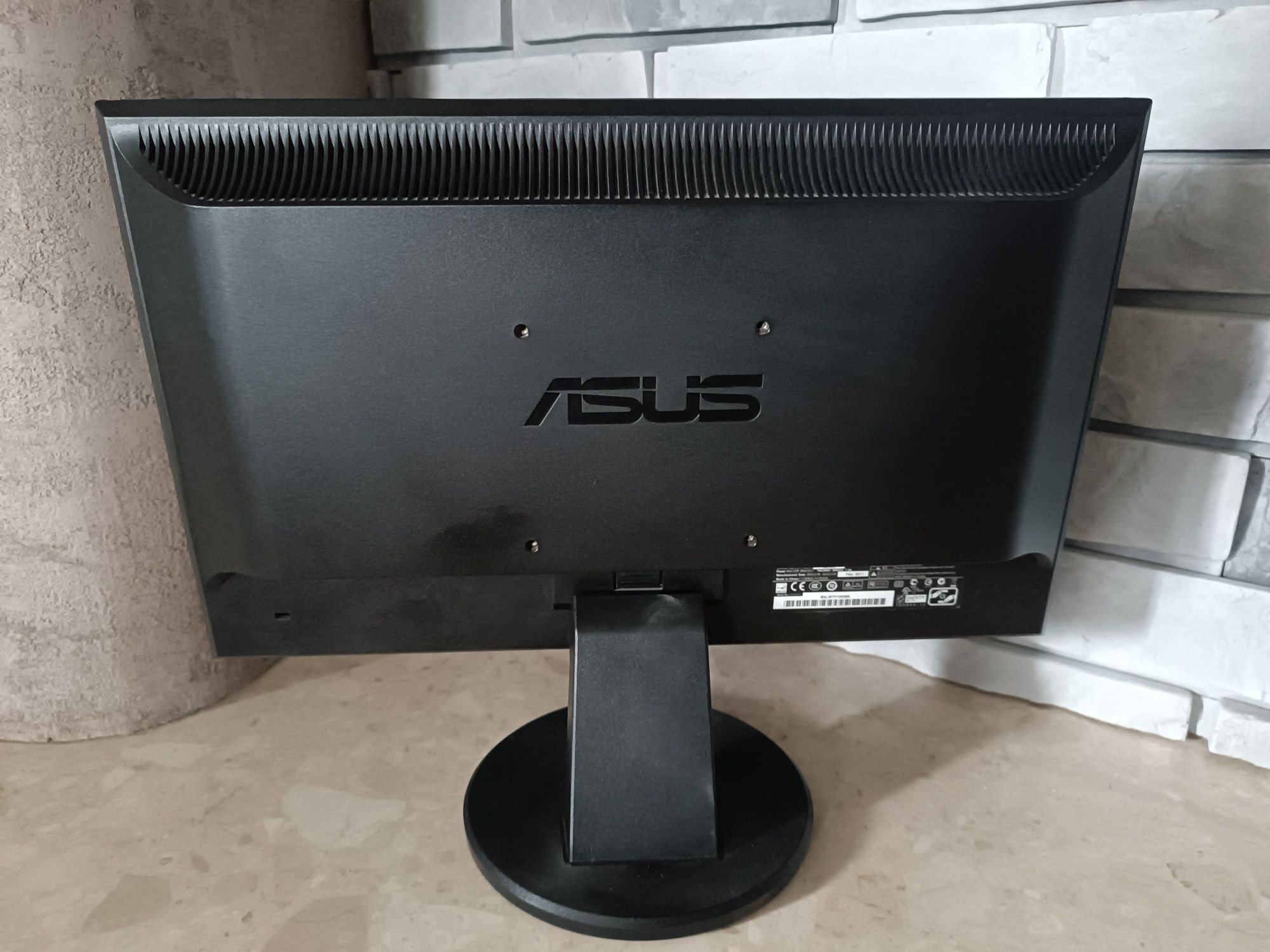 Monitor Asus 18,5"