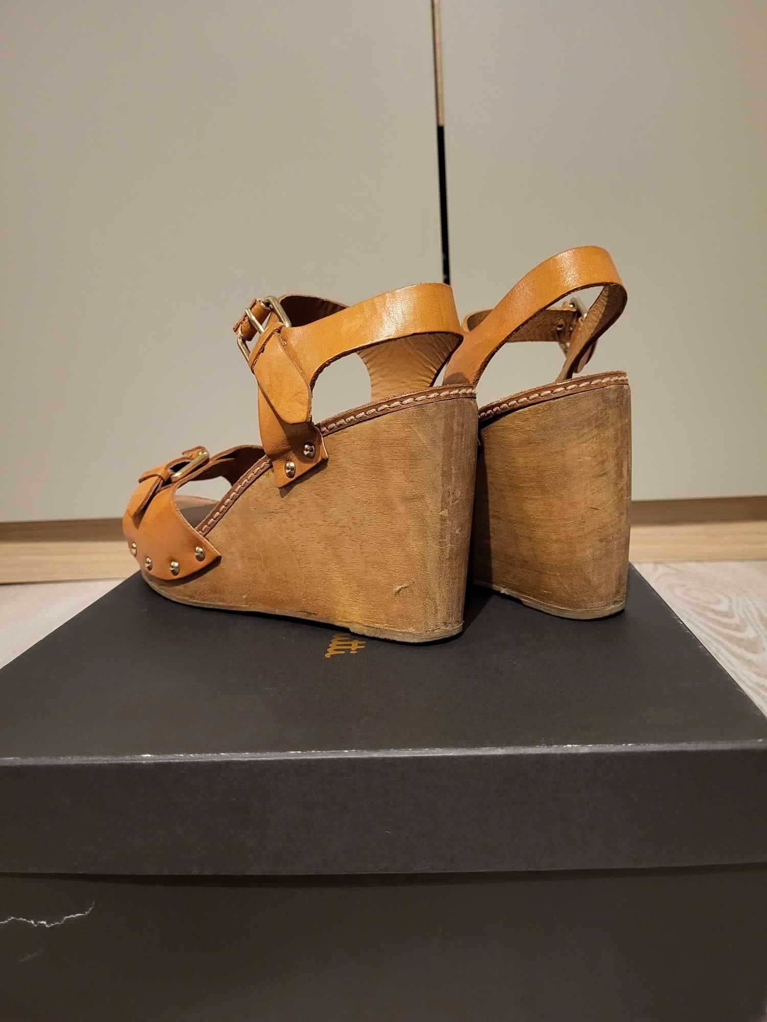 Sandały/koturny Massimo Dutti 37