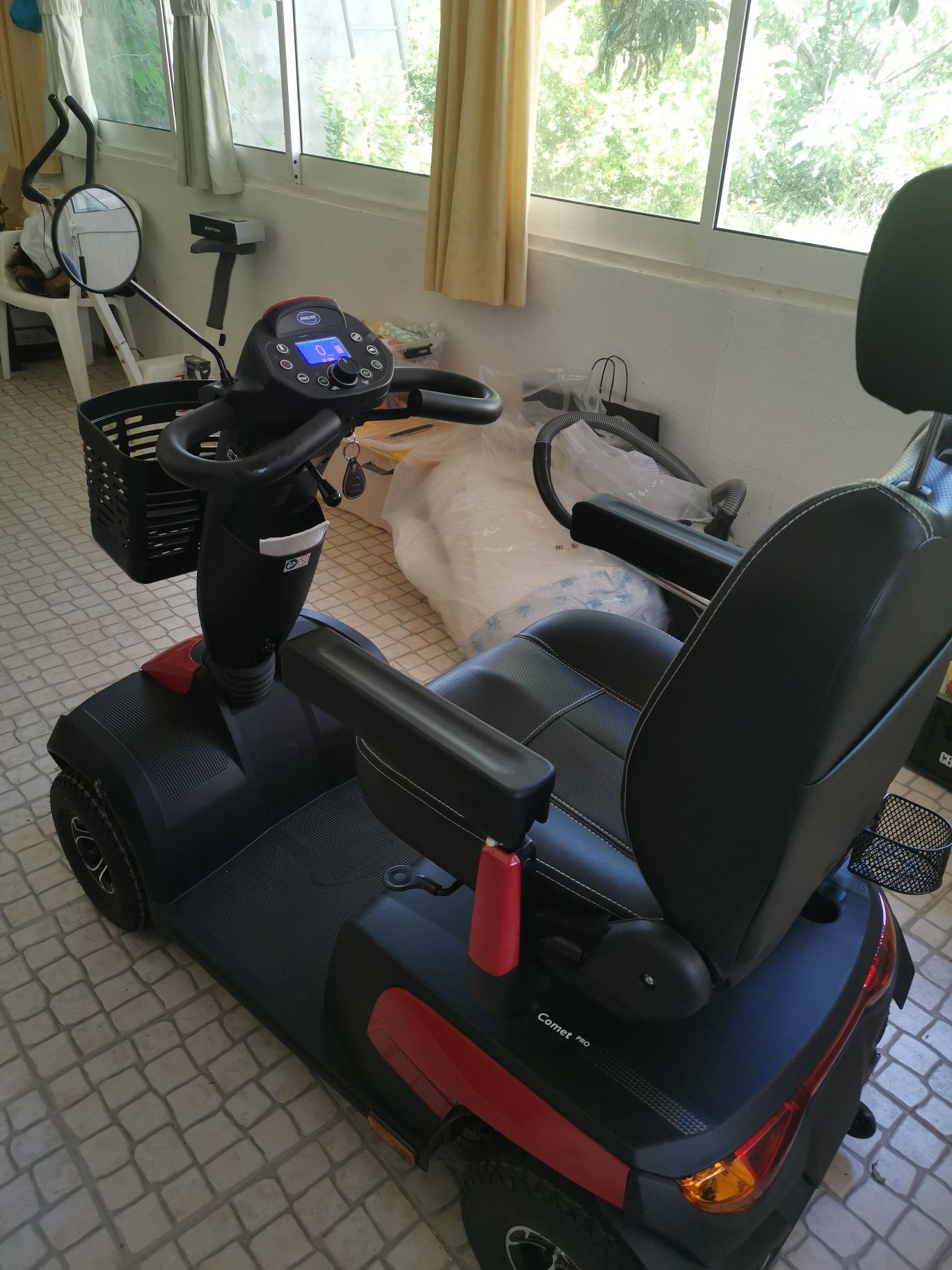 Scooter elétrica mobilidade reduzida