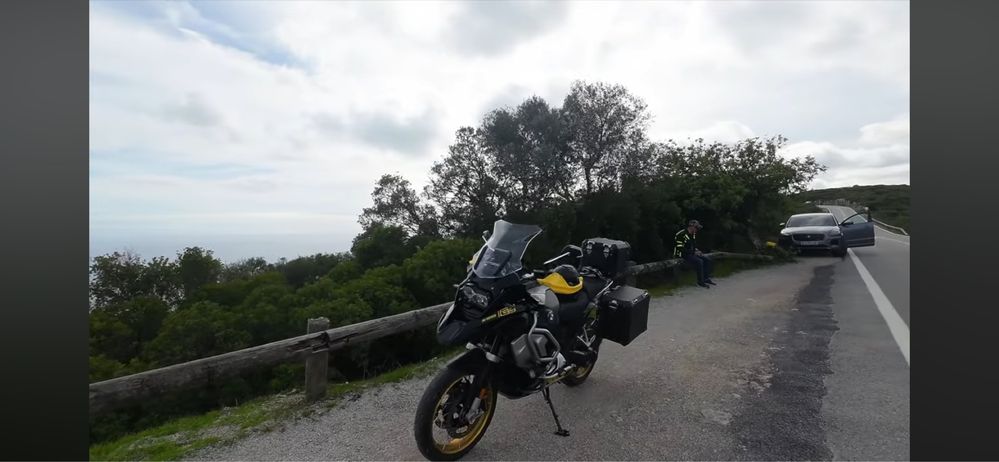 Moto BMW GSA 1250 edicao 40 anos
