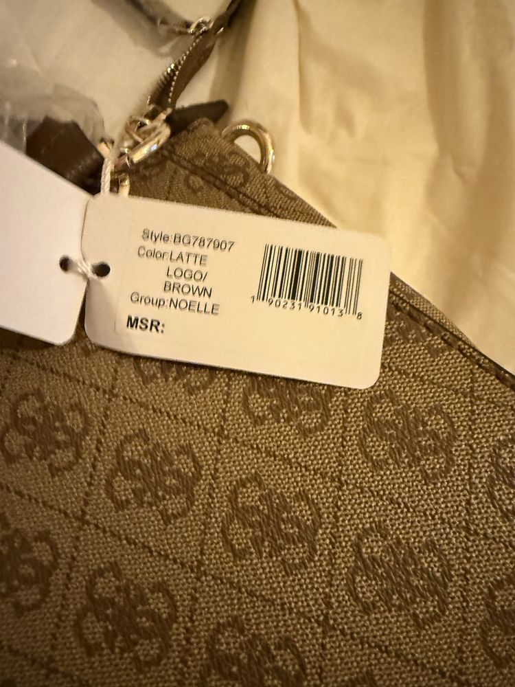 Mala de mao da guess
