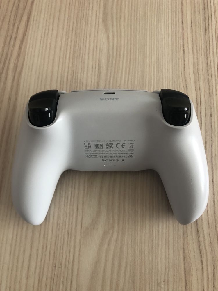 Playstation 5 pro 2TB