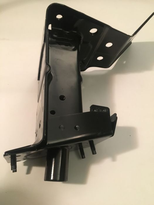 Nissan Leaf ZE1 2018-  новые запчасти.Капот,бампер,крыло.