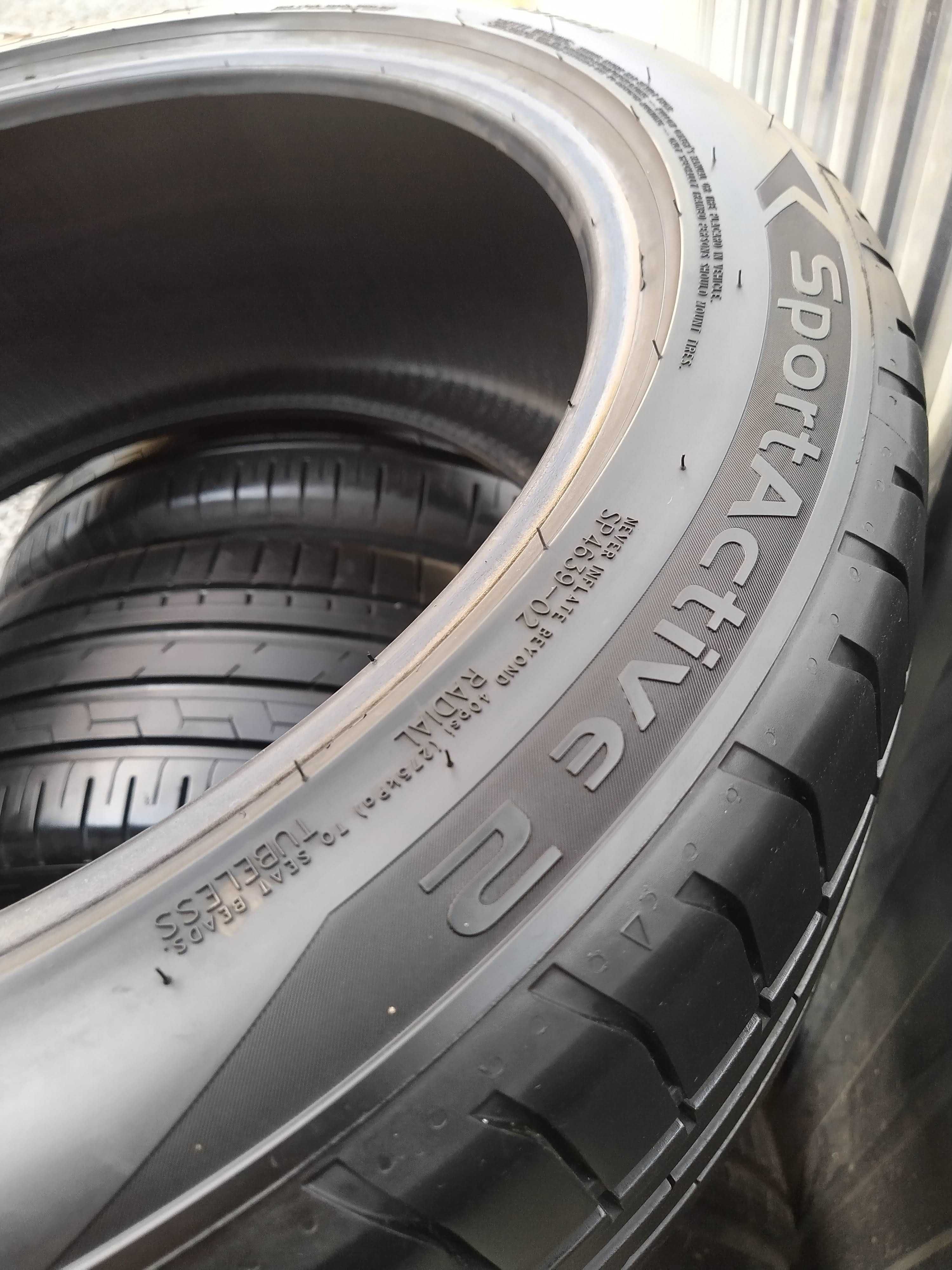 Opony  Letnie   225/45/  18 Cali   JAK NOWE