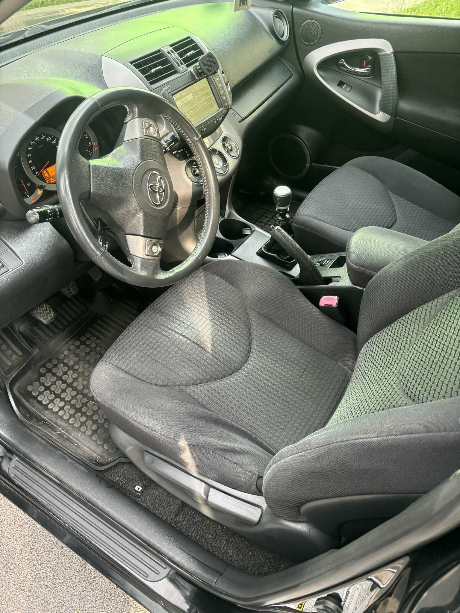 Sprzedam Toyota RAV4
