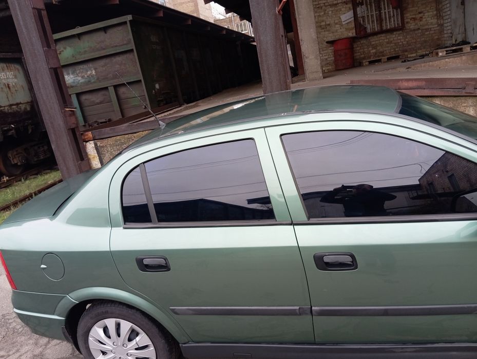 Опель Астра 2007 року